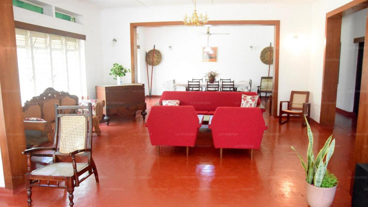 ES Holiday Bungalow, Anuradhapura