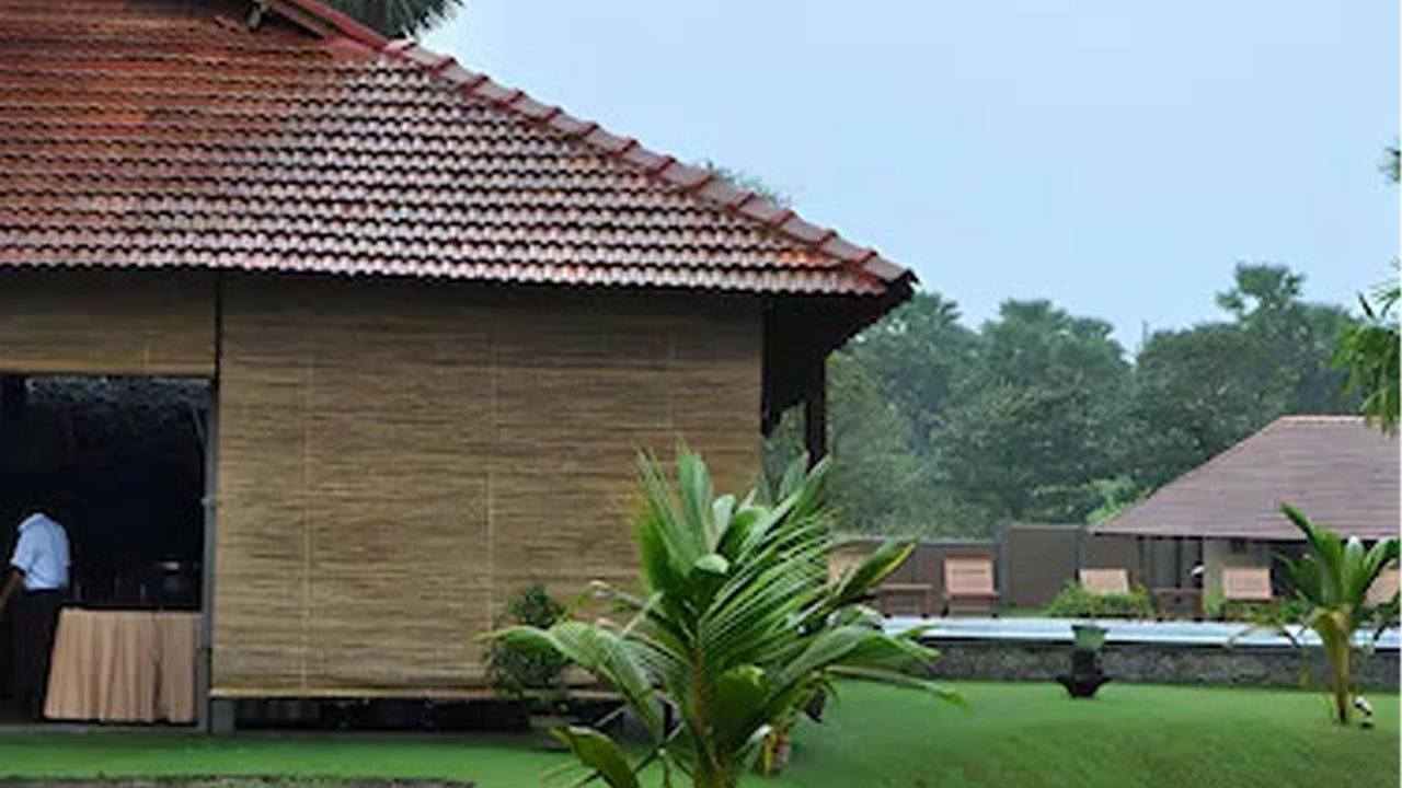 Thompukandam Village Resort, Ampara