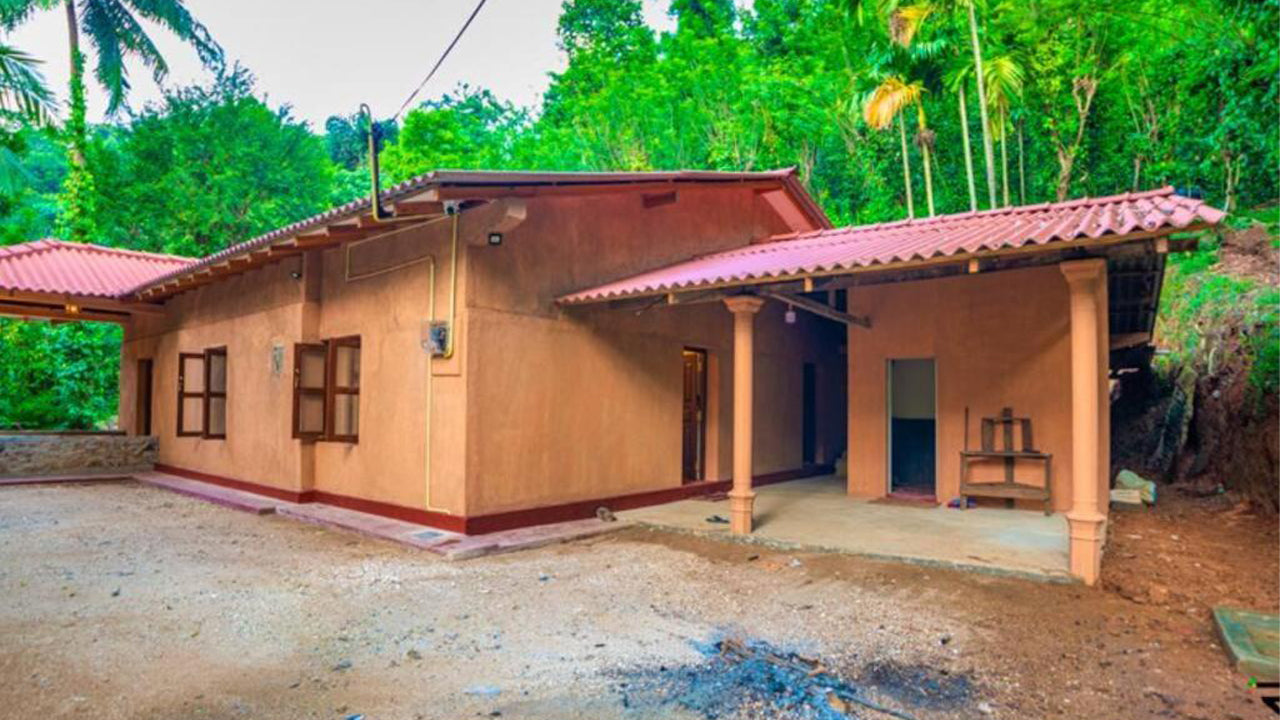 Ravan Herbal Cottage,	Matale